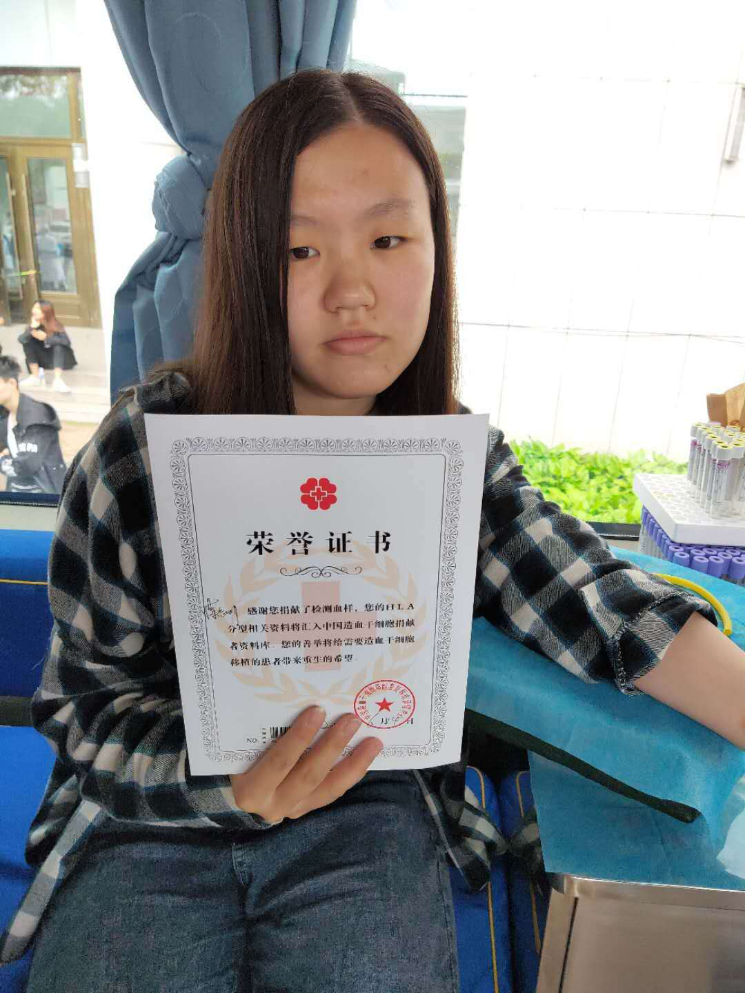 愛心凝聚力量_奉獻(xiàn)鑄就青春 愛心凝聚力量_奉獻(xiàn)鑄就青春